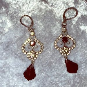 Dangle earrings
